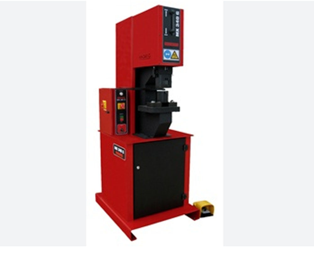 Hydraulic Punching Machine Mx340 - Body Material: Steel