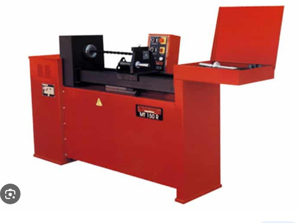 Automatic Decorative Wrought Iron Twisting Machine - 415 Power, Semi-automatic, Maximum Twisting Capacity 20 Mm, Red | Versatile For Ornamental Forging And Custom Designs, Ideal For Blacksmith Workshops