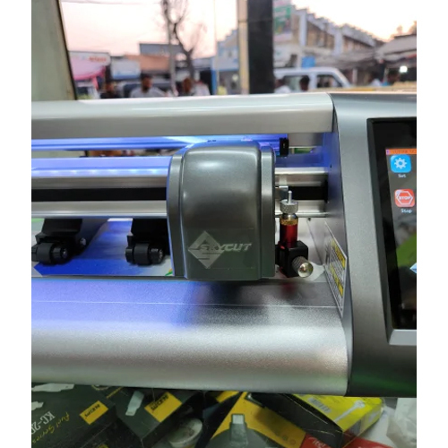 Vinyl Cutting Plotter Machine - Size: Customized