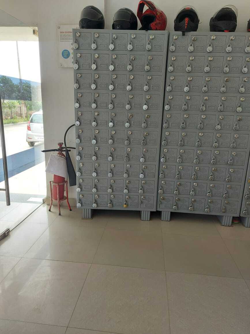 96 Door Mobile Phone Locker - Color: Customized