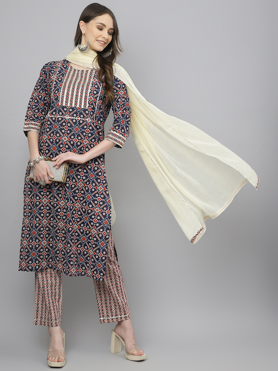 Ladies Kurta Set