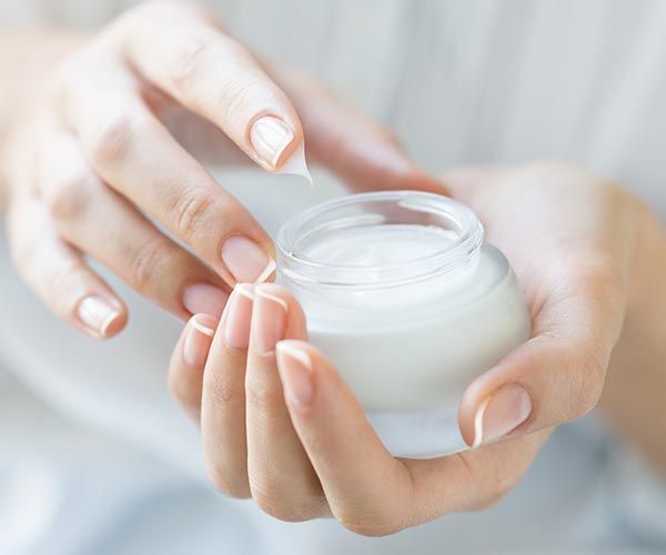 Luminous Face Moisturizer - Organic Cream, Non-greasy Formula For Intense Hydration & Radiant Glow, Infused With Hyaluronic Acid, Vitamin E, And Botanical Extracts, Suitable For All Skin Types
