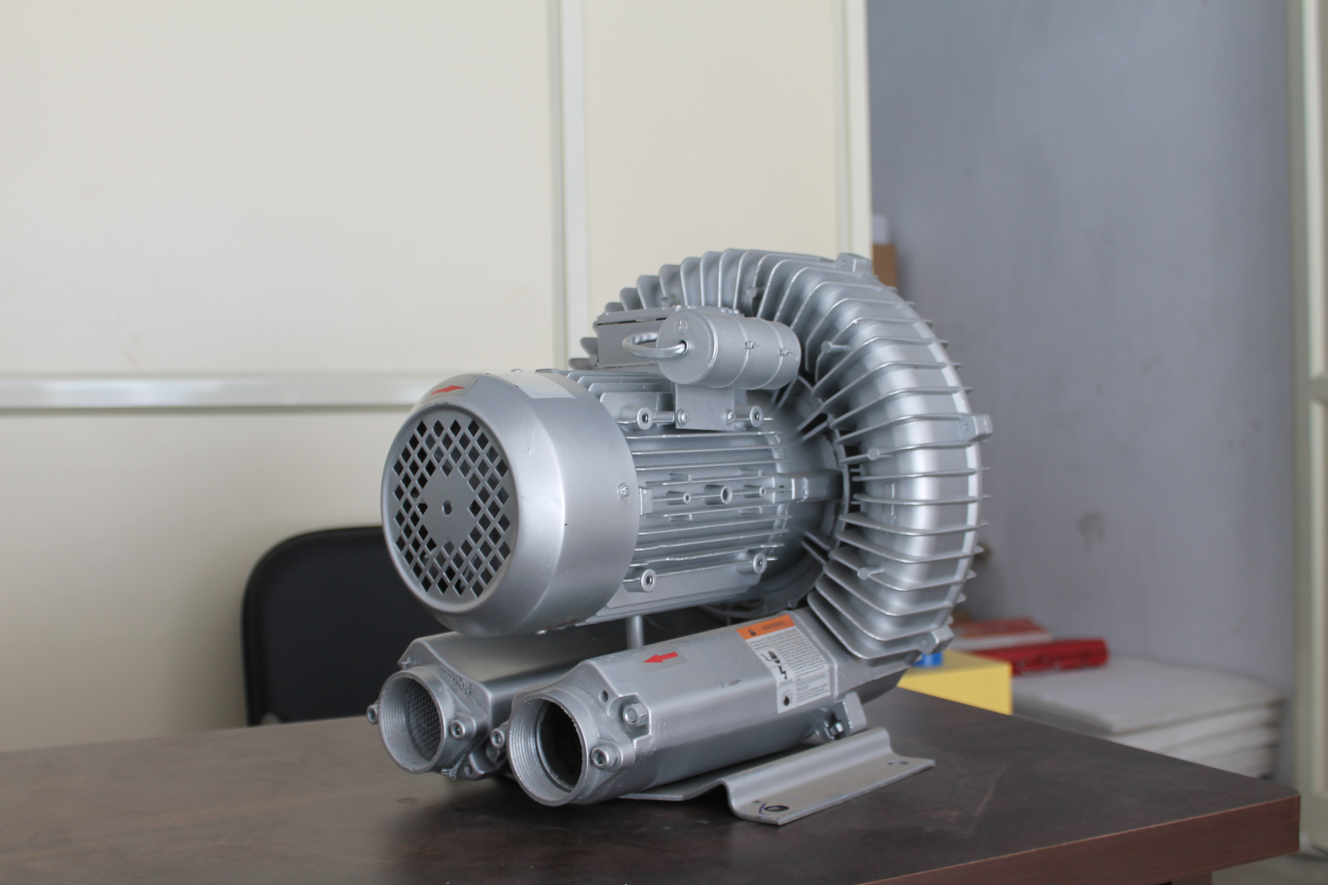 2.3hp - 1.75kw -Three Phase Ring Blower Application: Industrial