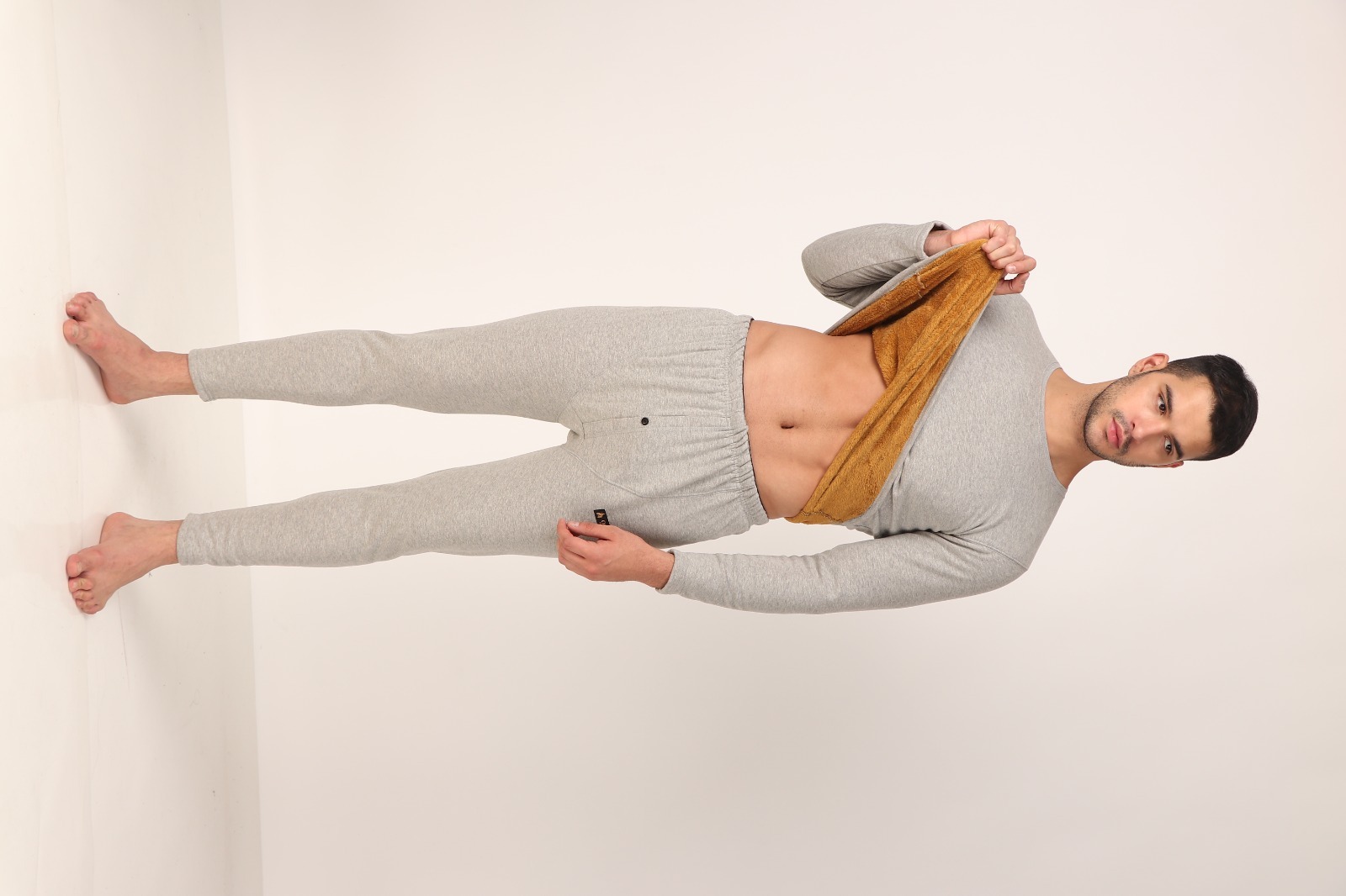 Men's Gold Fur Thermal Wear at INR in Ludhiana Wear Well