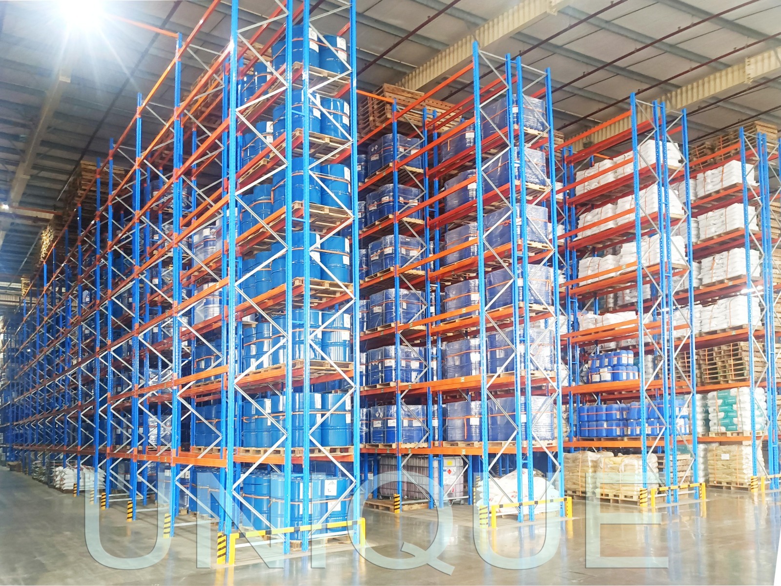 Selective Pallet Racking System - Steel, 10-30 Ft Height, Orange | 1000-5000 Lbs Load Capacity, Bolt-on Assembly, Multi Tier Design