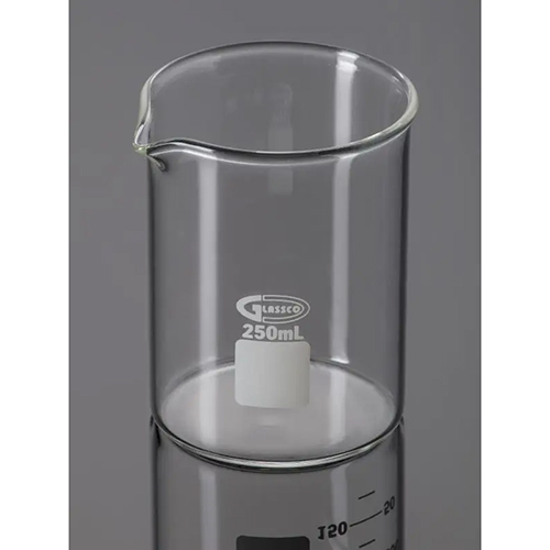 Transparent Beaker Low Form With Spout Quartzware