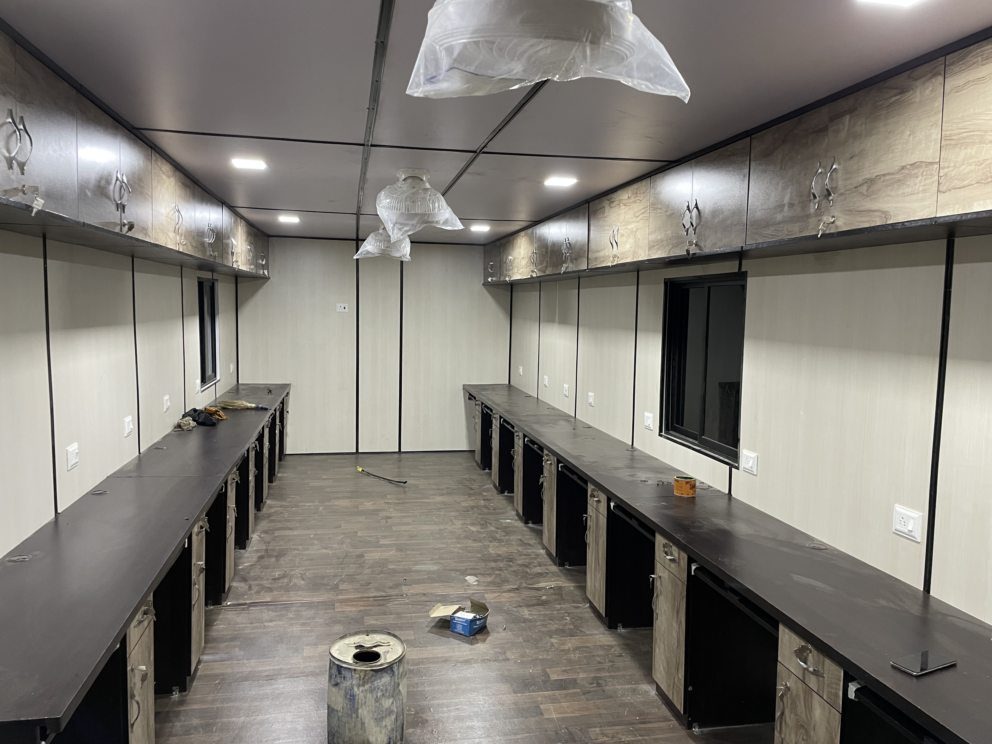 Porta Cabin - Grey Steel Office Unit, Durable Steel Roof, Alloy Aluminum Windows, Versatile Space For Storage And Office Use