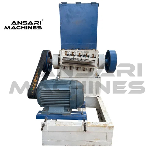 Semi-Automatic Semi Automatic Pet Bottle Grinding Machine