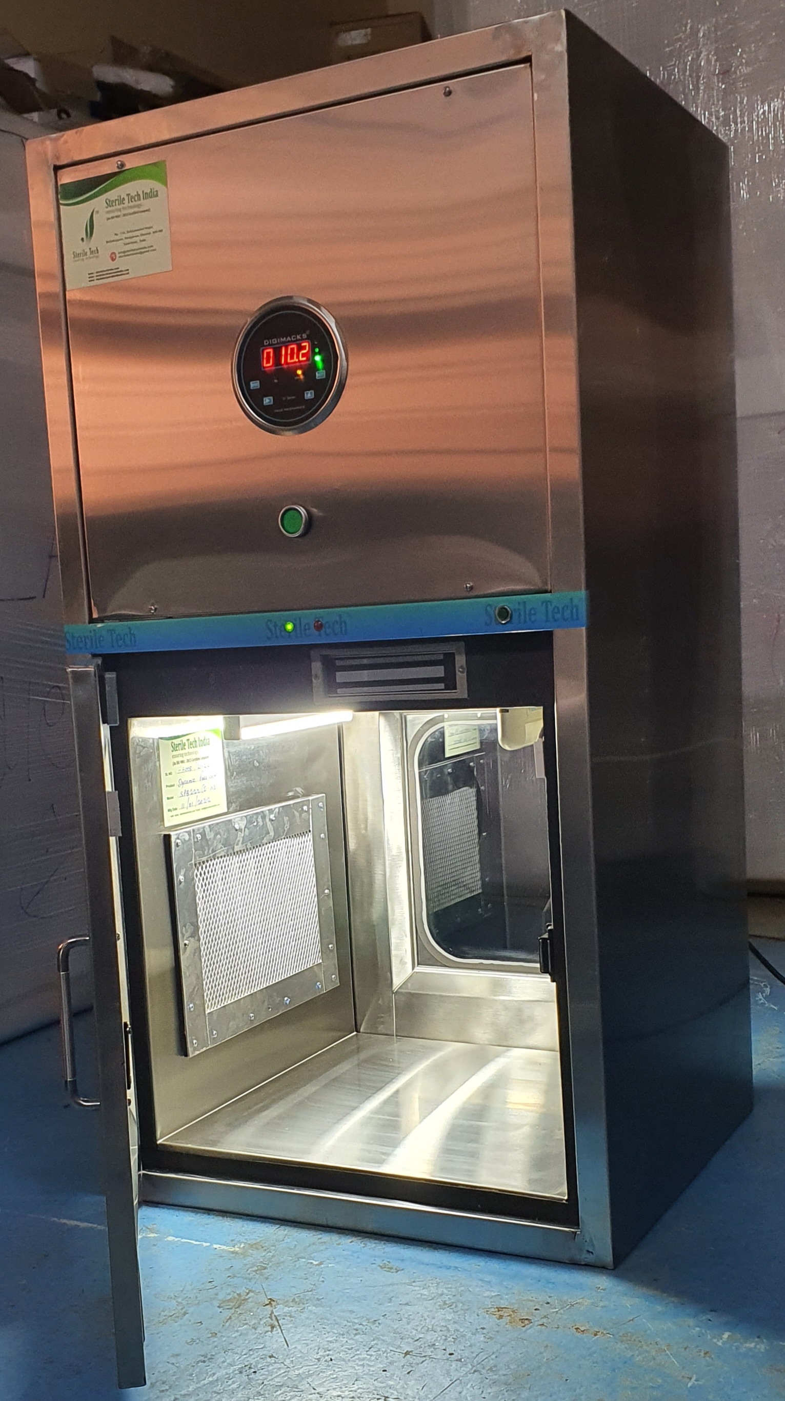 Dynamic Pass Box - Stainless Steel, W2 X D2 X H2 Dimensions | Hepa Filter, Uv & Led Lighting, Dual Door Air Lock For Sterile Environments