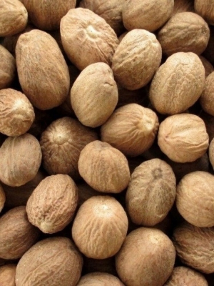 Kerala Nutmeg Spices - Color: Light Brown