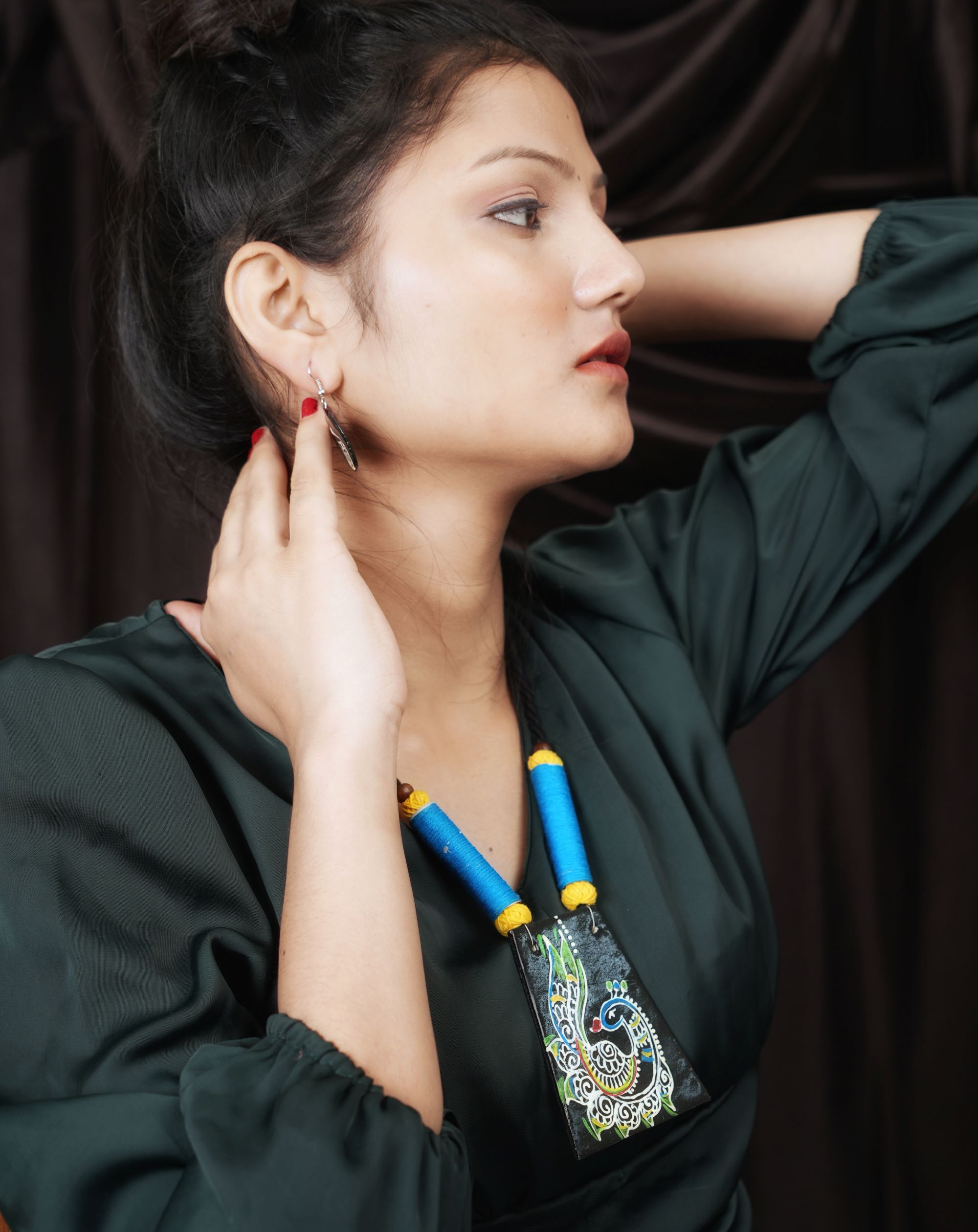 Peacock Ceramic Handmade Necklace With Earrings - 40-45 Cm Length, Green Color | Elegant, Unique, Handmade Jewellery Set, Hand Painted On Canvas