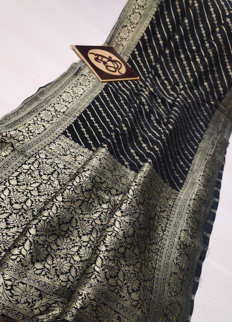 Lehriya Design Saree