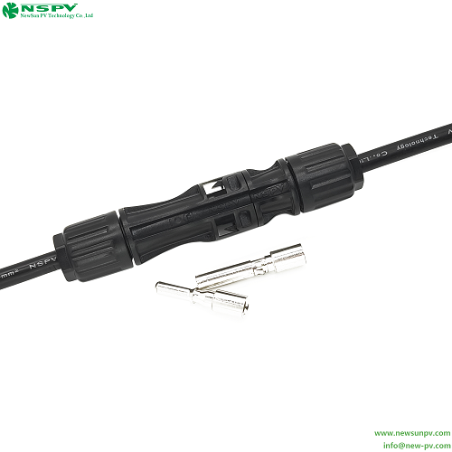 Black Tuv Certified Solar Connector With Cu Al Terminal Pins For Solar Cable Connection