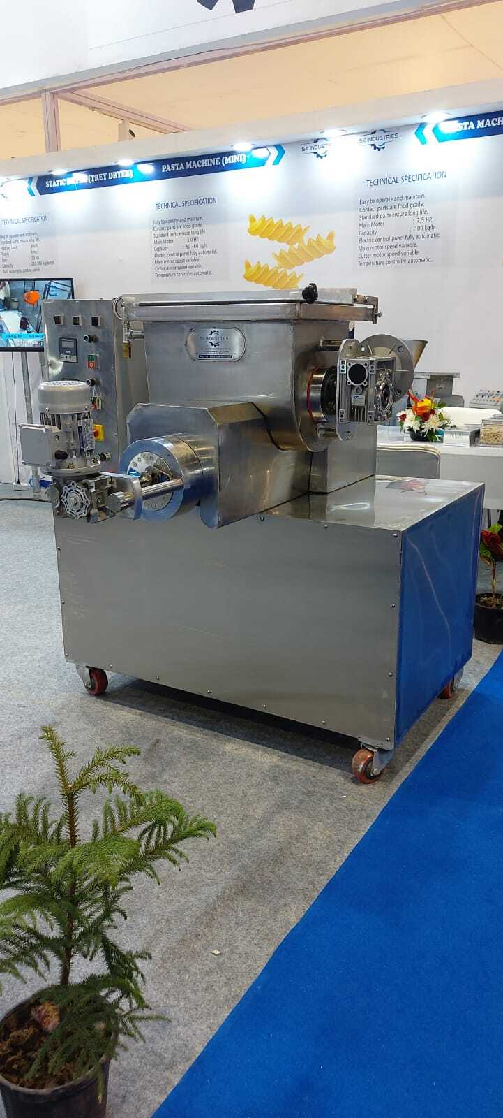 Semi Automatic Macaroni Extruder 50 Kgh - Dimension (L*w*h): 12*10*9 Feet Foot (Ft)