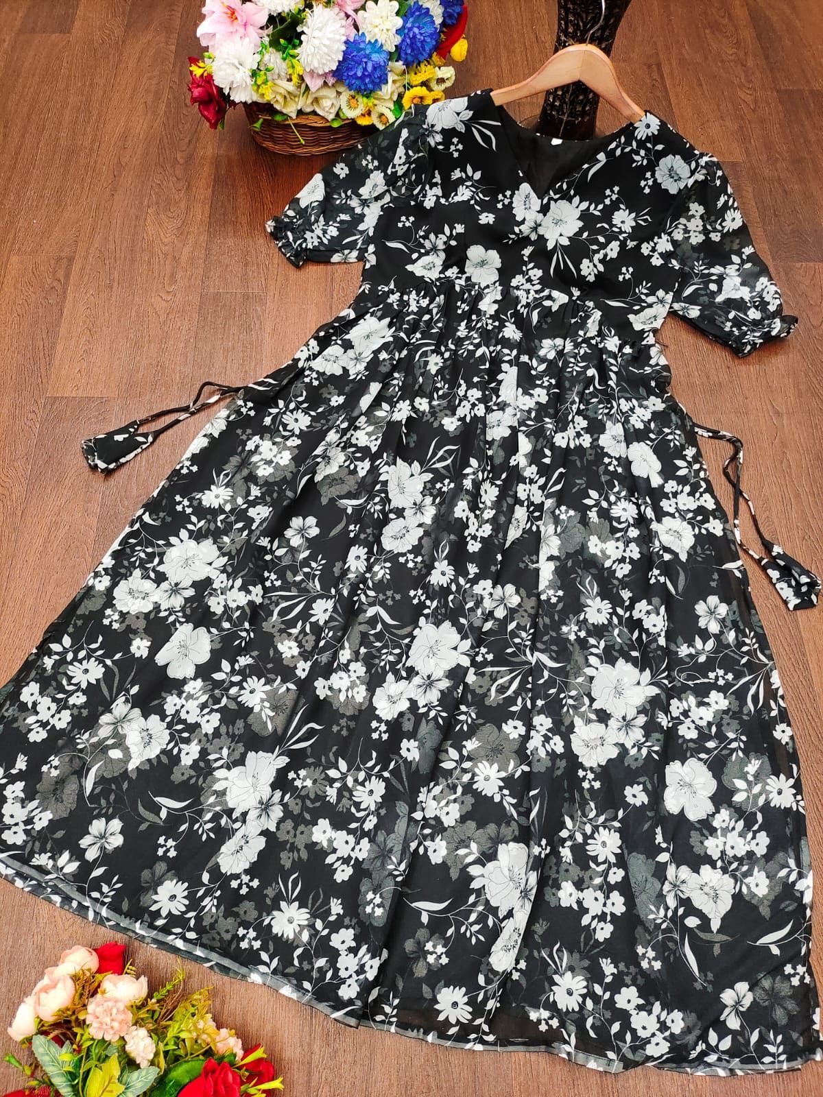 Fancy Geeorgett Kurti - Color: Black And White