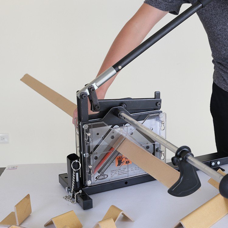 Cardboard Edge Protector Cutter