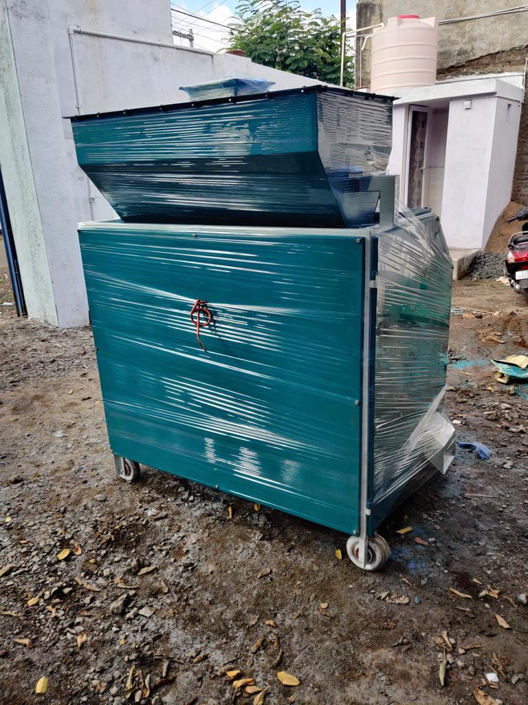 Magnetic Destoner Machine - Ndfeb Magnet, Permanent Magnets, 250 Kg Weight, Blue & White Design | Ideal For Agri Commodity Processing, Three Phase Power Supply