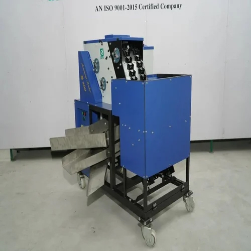 रॉ एरेकेनट डीहस्कर मशीन अनुप्रयोग: कृषि