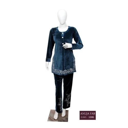 Plain Ladies Woolen Navy Blue Embroidered Co Ord Set