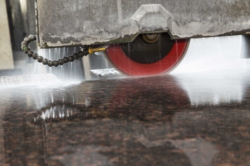 Jupitol Granocut NCL80 - Neat Type Granite Cutting Oil, Clear & Bright Color, Mild Smell, Efficient Lubricity for Prolonged Performance