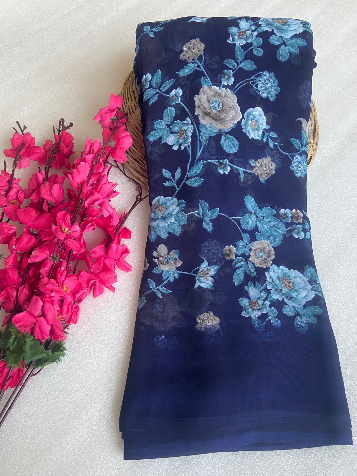 Georgette Printed Saree - 100% Polyester, 5.5 Yards, Black Floral Design | Traditional Indian Attire For Formal Events And Festive Wear