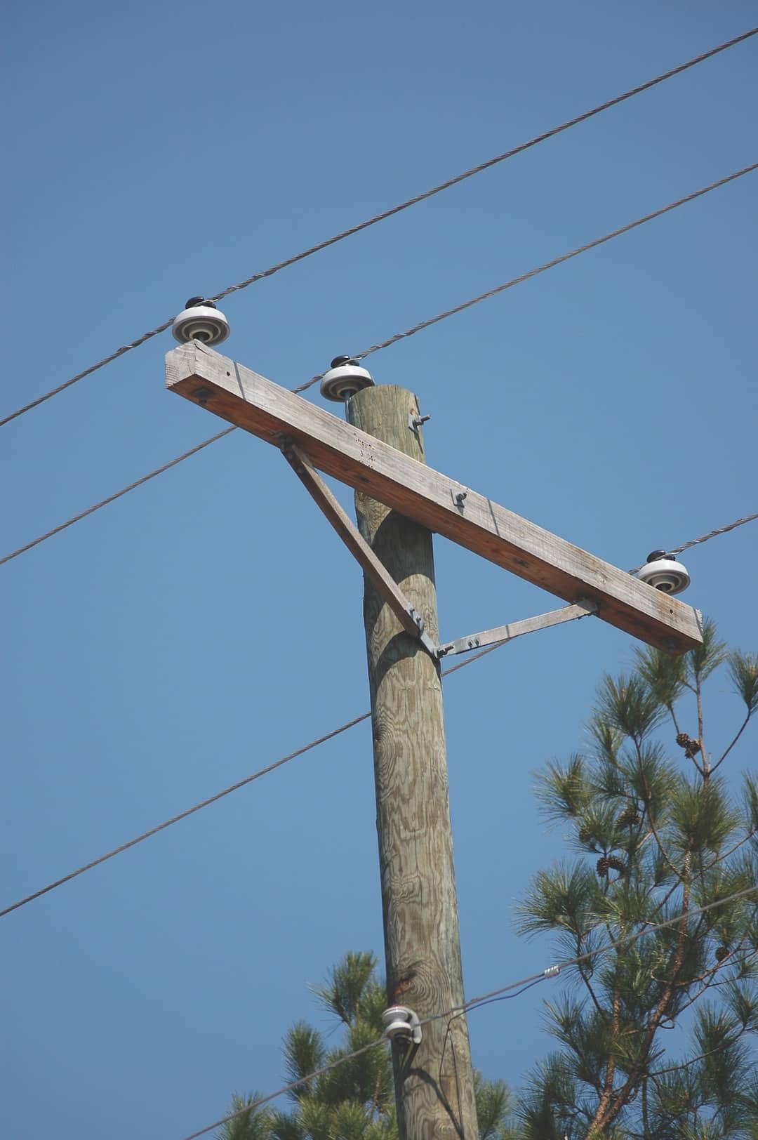 Telecom Pole - Aluminium, 2-10 Meters, Silver Color | Weather Resistant, High Load Capacity, Corrosion Resistant, Efficient Performance