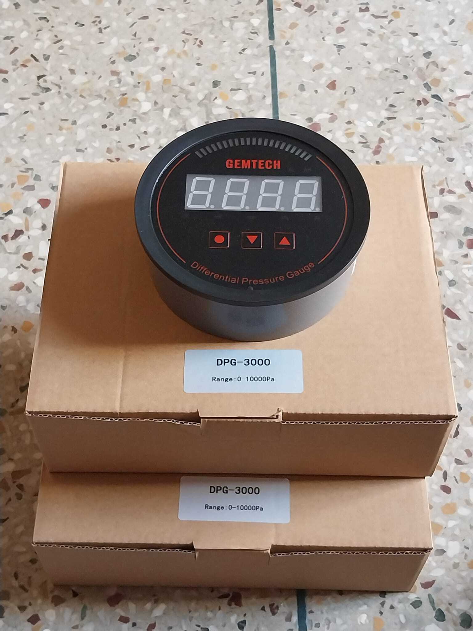 Gemtech Series 3000 Digital Pressure Gauge Range 0 To 2500 Pac