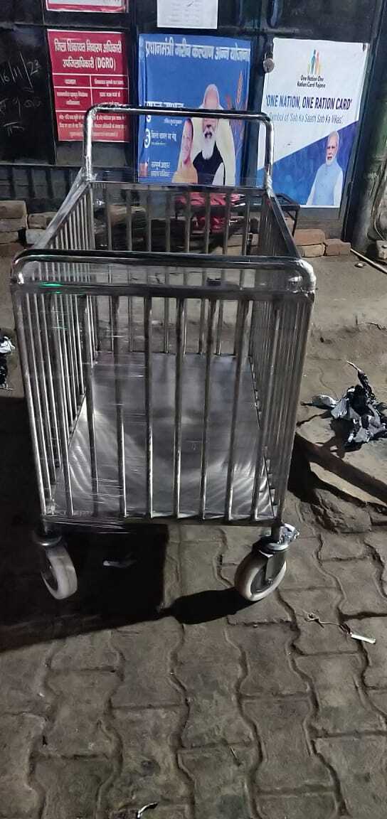 Ss Platform Trolley - Material: Iron