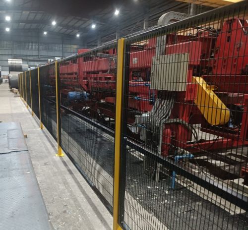 Standard Series Safety Fence Application: Industrial Sites