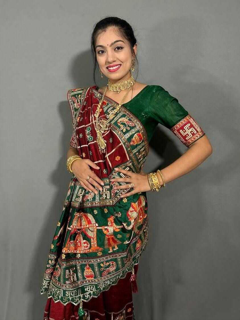 Bandhani Saree - Heavy Soft Silk Fabric, 5.5 Mtr Length With Satin Silk Blouse, Vibrant Colors, Intricate Embroidery & Diamond Work, Traditional Elegance
