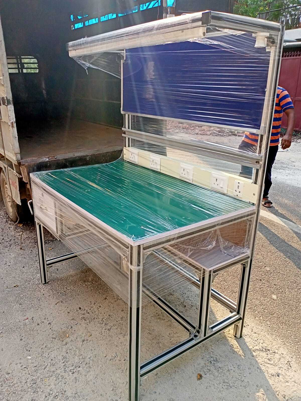 Machine Made Warehouse Packaging Tables