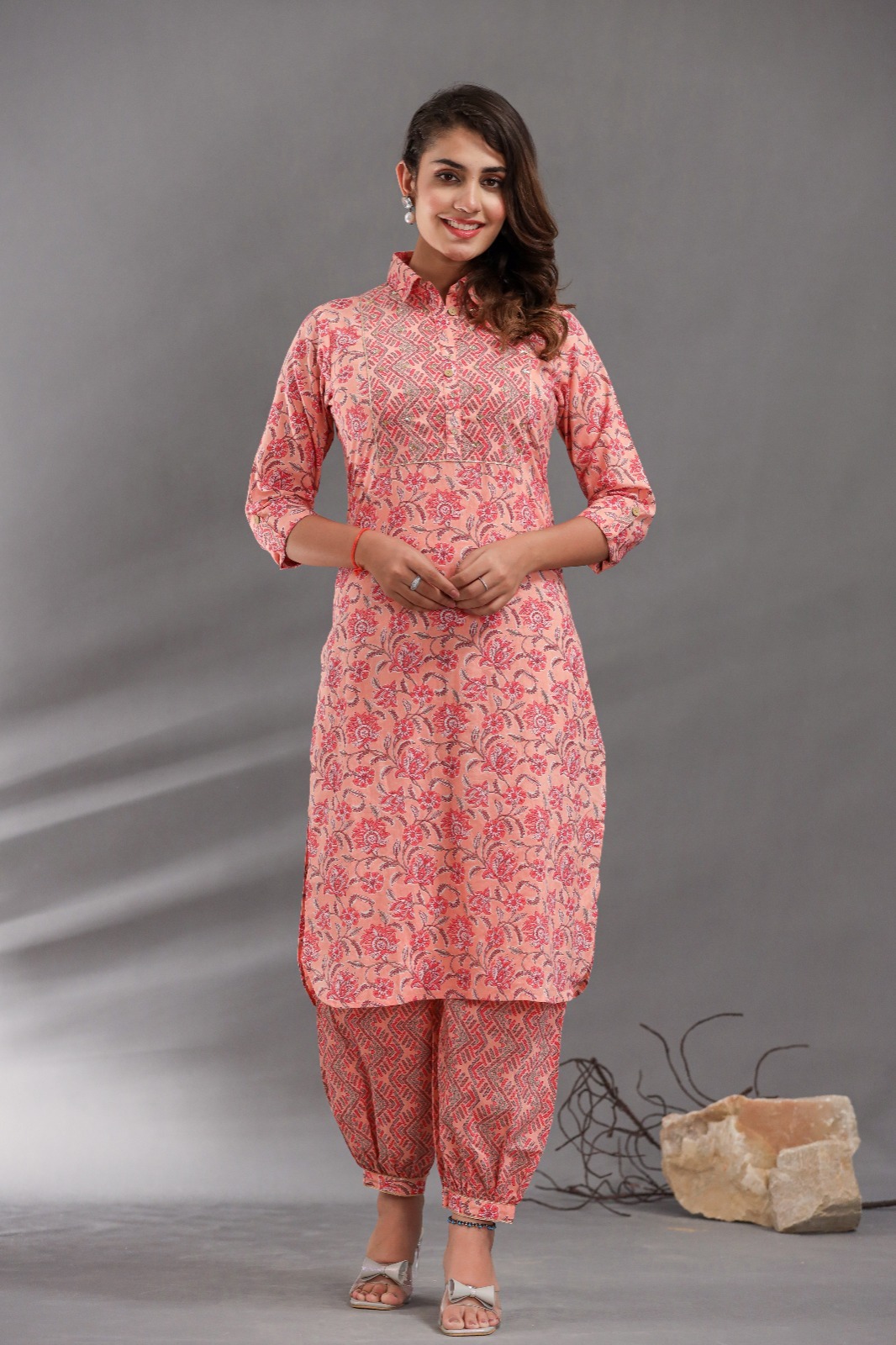 Kurti Afghani Pant Set With Dupatta - Color: Peach