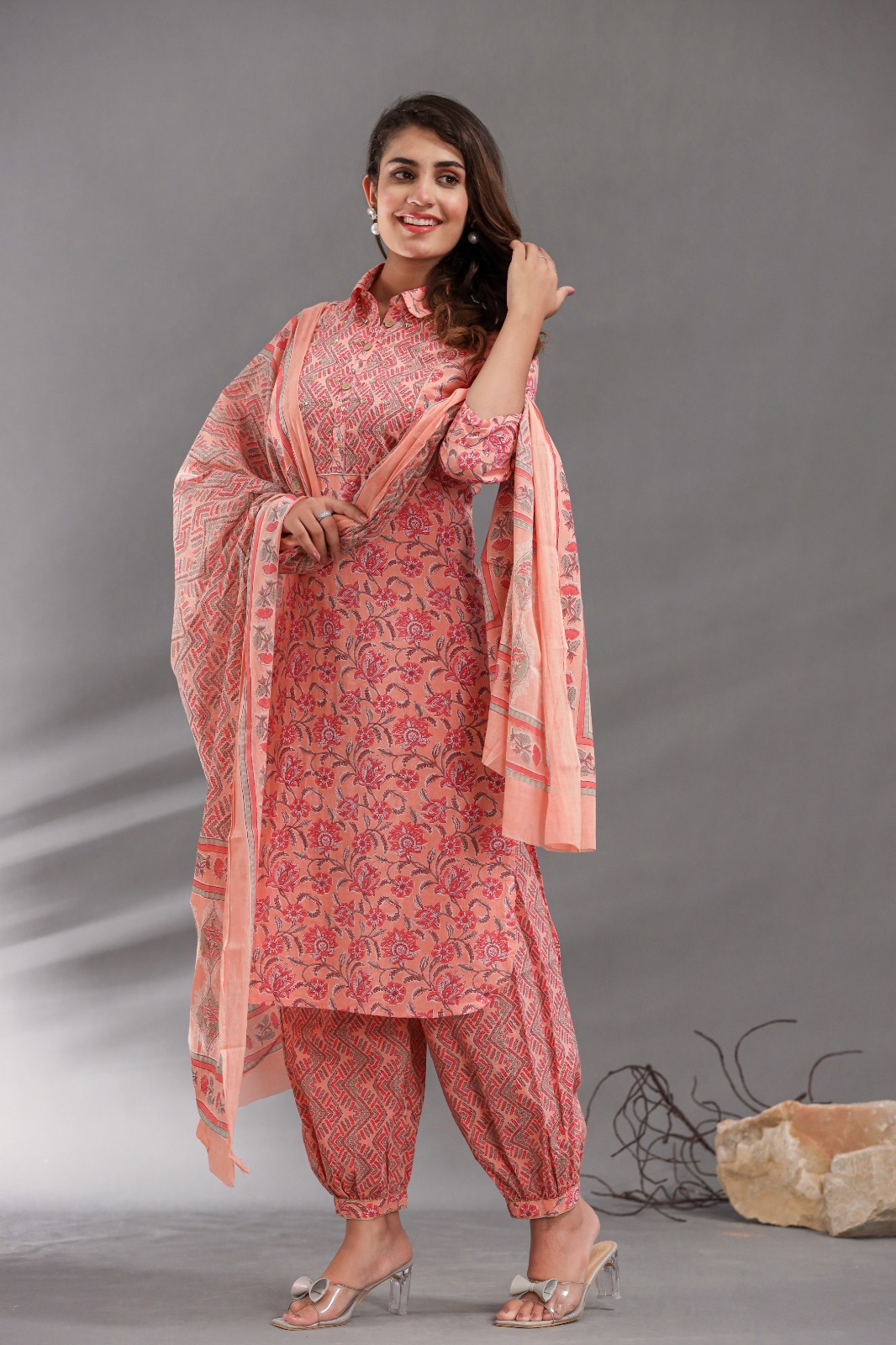 Kurti Afghani Pant Set With Dupatta - Color: Peach