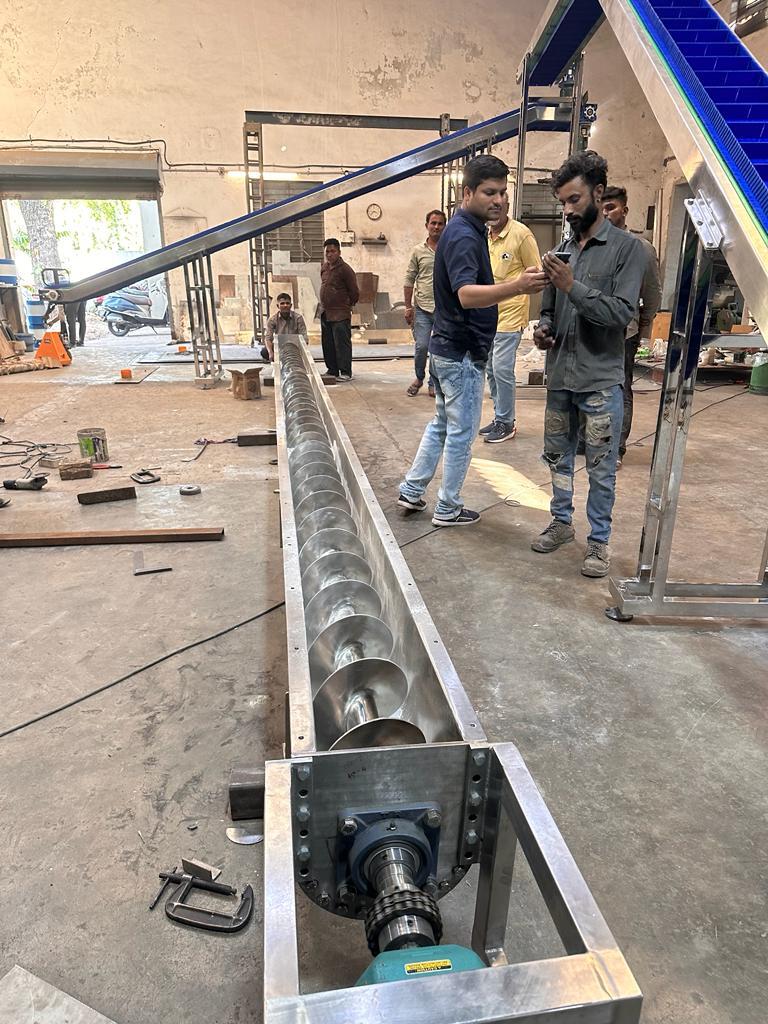 Conveyor Belt System - Material: Stailness Steel