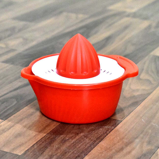 Manual Hand Juicer For Making Juices And Beverages By Using Hands (2793)