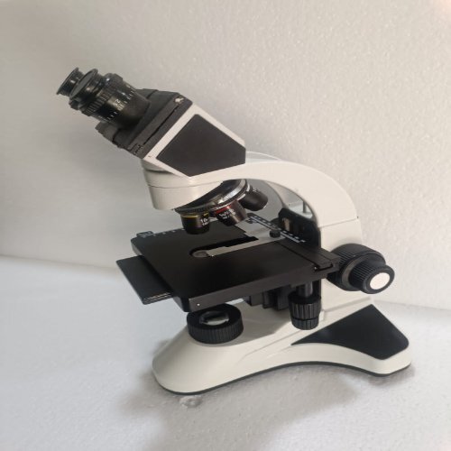Research Binocular Microscope - Aluminium Die-casted, 360â° Rotating Binocular Head, Achromatic Din Objectives: 4x, 10x, 40x, 100x (Oil Immersion), Led Light, Mechanical Stage