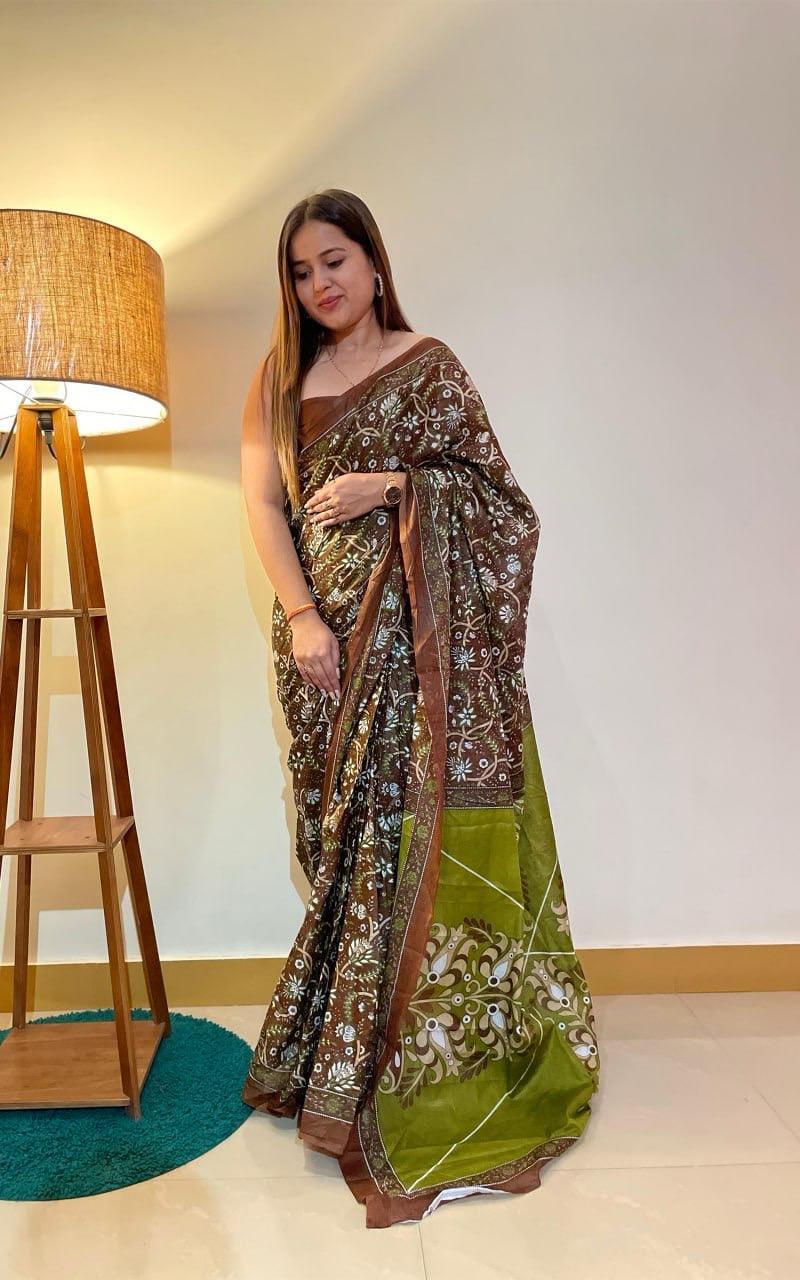 Soft Cotton Saree - Color: Red And Blue
