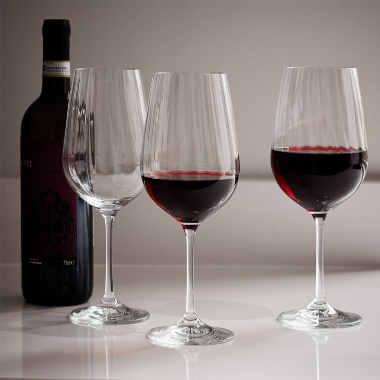 Bohemia Crystal Waterfall Wine Glass - 550ml, Transparent Non Lead Crystal Glass, Elegant Design With Smooth Rims And Thermal Shock Resistance