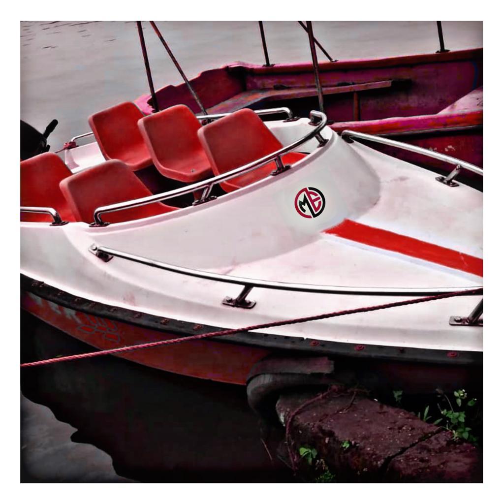 Speed Boat 6 Seater - Engine Type: Outboard