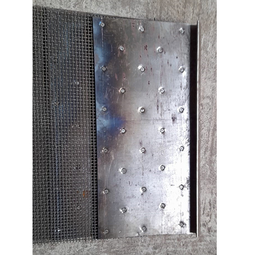 Vibrating Screen Mesh - Steel Material, Aluminum Wire Type | Silver Color, Rectangular Hole Shape, Plated Surface Treatment, Weave Wire Mesh Style