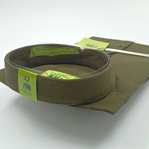 पुरुषों के जैतून हरे रंग की शर्ट