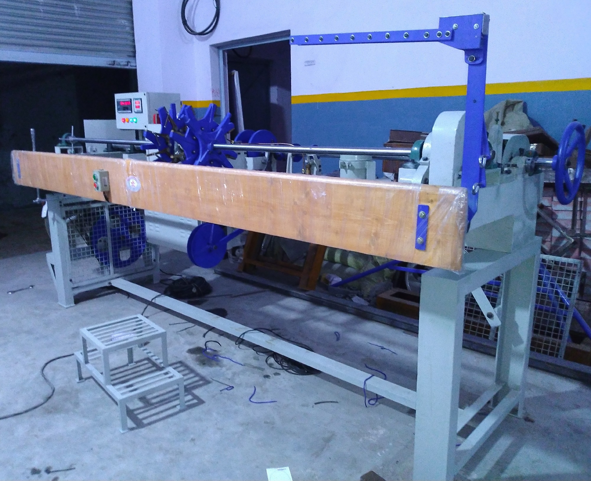 Automatic Shoelace Tipping Machine - Feature: High Performance