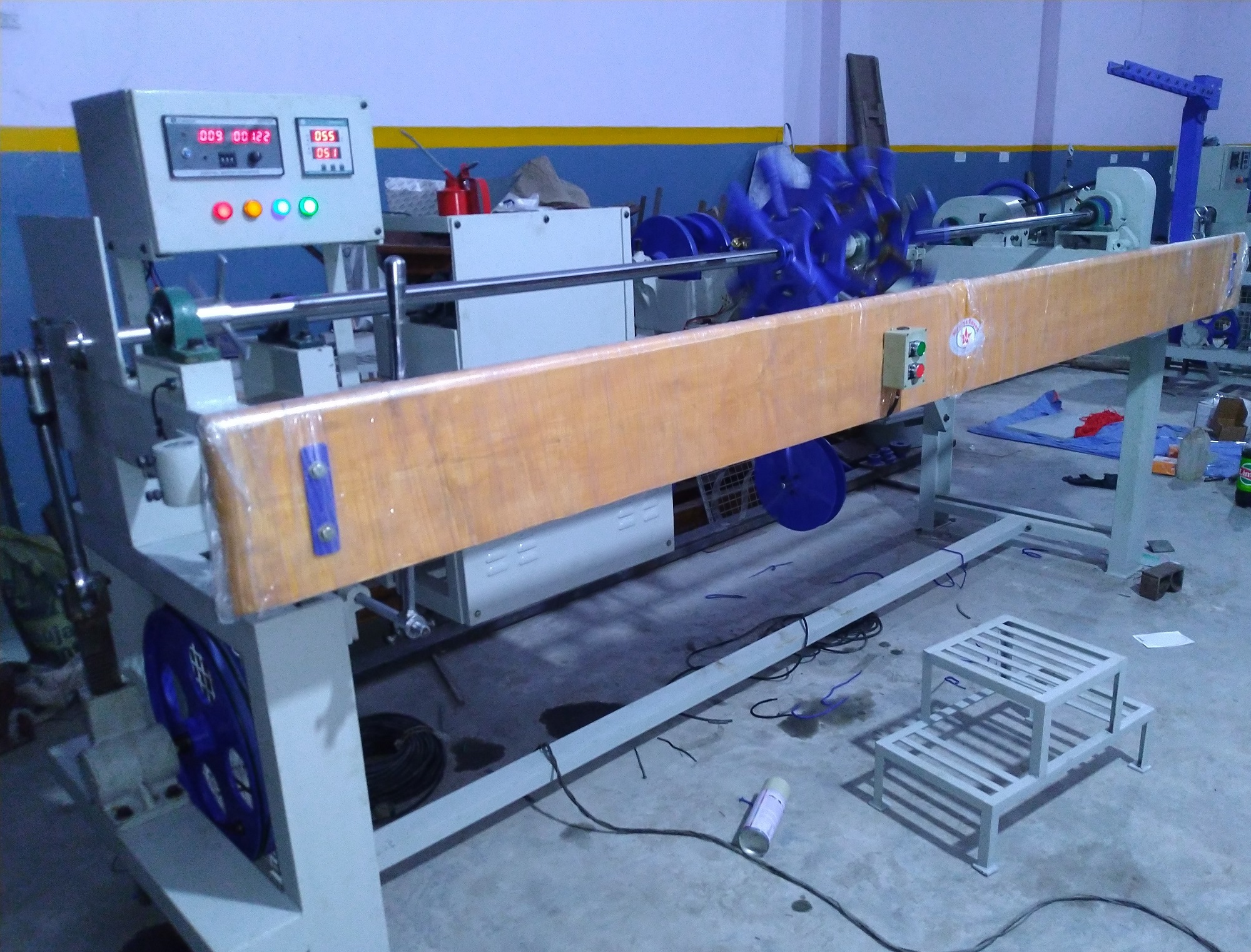 Automatic Shoelace Tipping Machine - Feature: High Performance