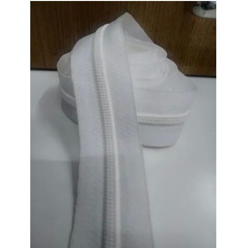 5 No Cfc Zipper Roll - Application: Apparel