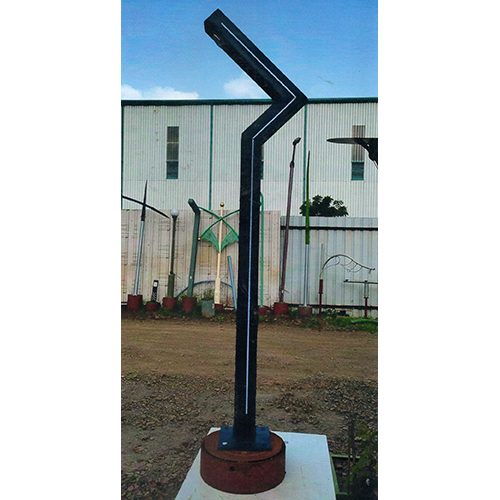 Black Z Type Decorative Pole
