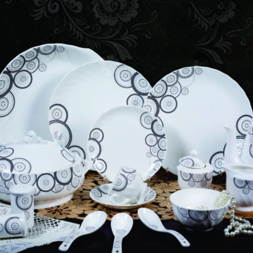 Ceramic Dinner Set 19 - Durable Ceramic, 19-piece Collection, Elegant Black Finish | Versatile For Home & Hotel Use, Microwave & Oven Safe