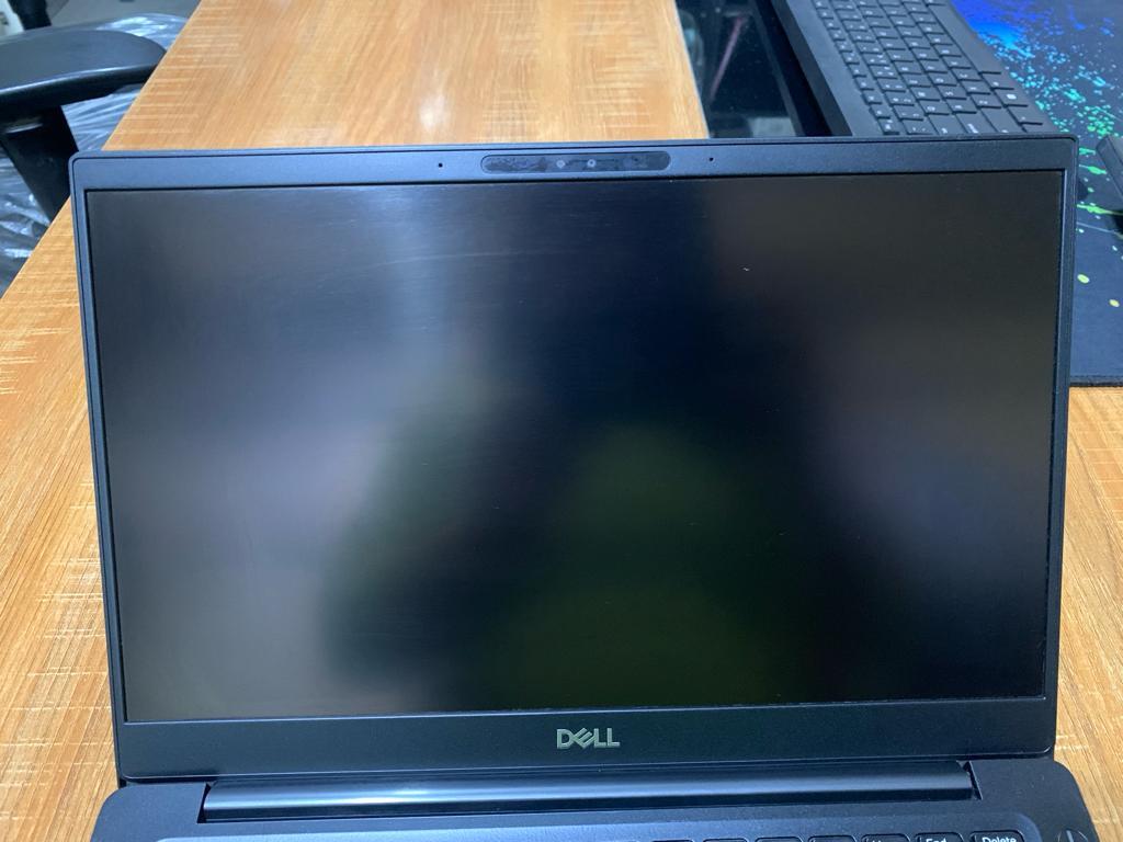 Dell Latitude 7390