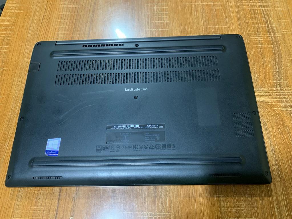 Dell Latitude 7390