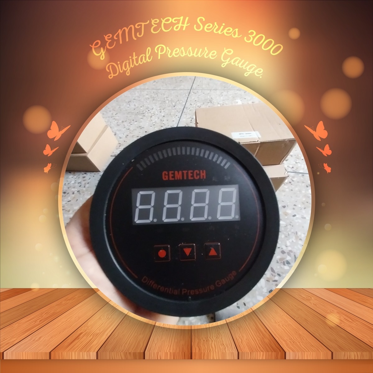 Gemtech Series 3000 Digital Pressure Gauge With Alarm Range 0 To 10.00 Mbar - Color: Black