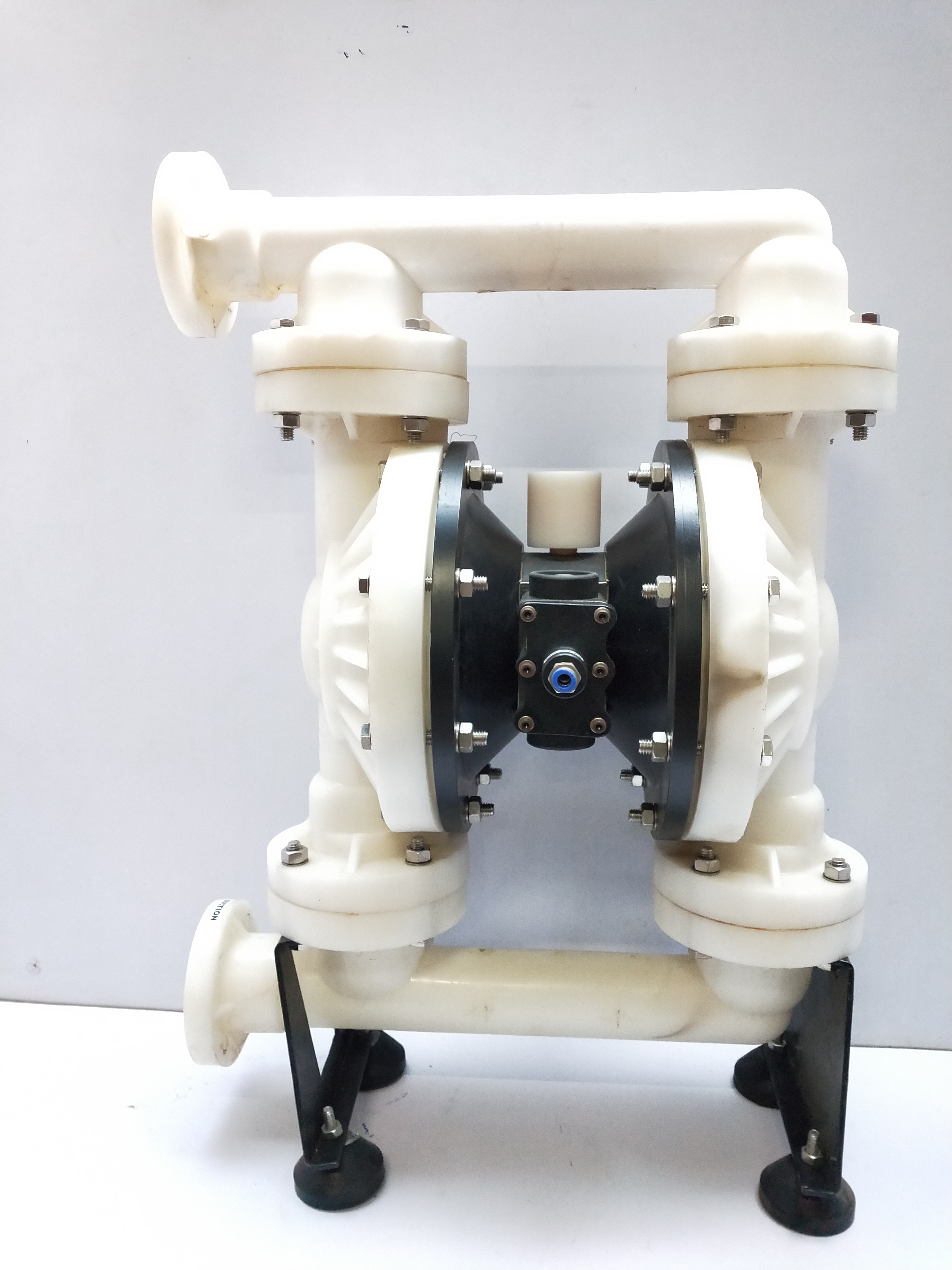 Powerpoint Aod 15 Pt Air Driven Diaphragm Pump - 30 Lpm Flow Rate 12mm Inlet/outlet Polypropylene Material Self-priming Design Medium Pressure Operation